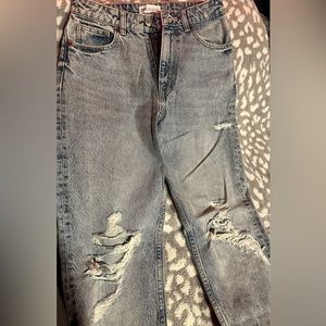 Zara Distressed Knees Straight Leg Jeans